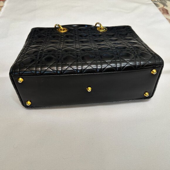 Authentic Christian Dior - Lady Dior Handbag, Large - Picture 6 of 16